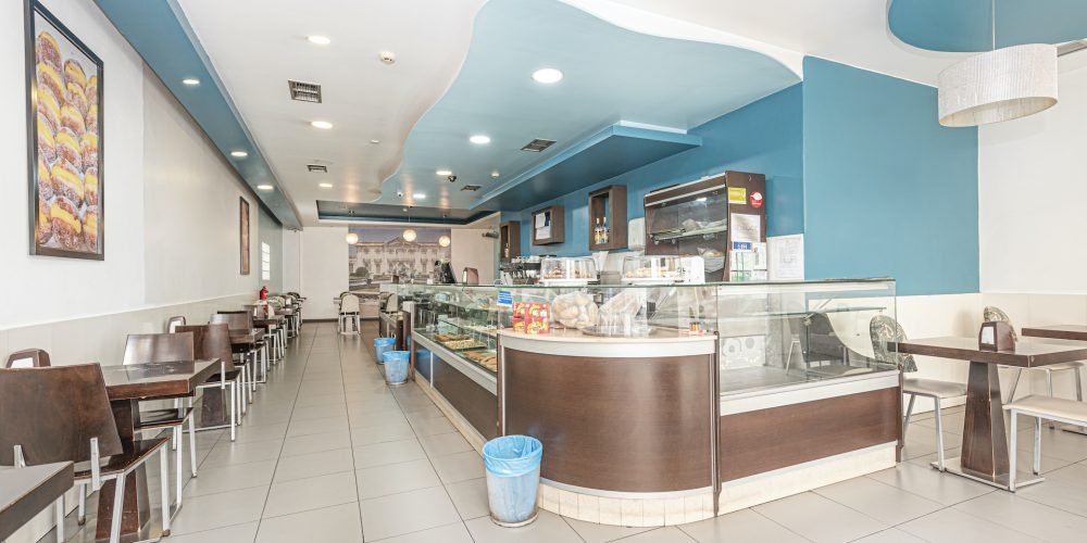 Trespasse de Pastelaria com fabrico próprio em Queluz