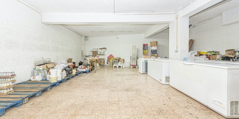 Trespasse de Pastelaria com fabrico próprio em Queluz