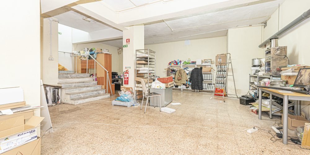 Trespasse de Pastelaria com fabrico próprio em Queluz