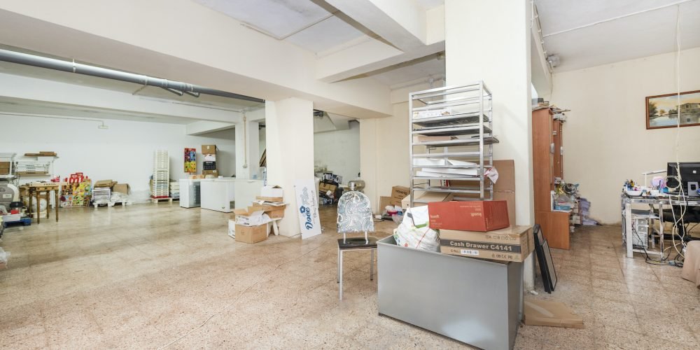 Trespasse de Pastelaria com fabrico próprio em Queluz