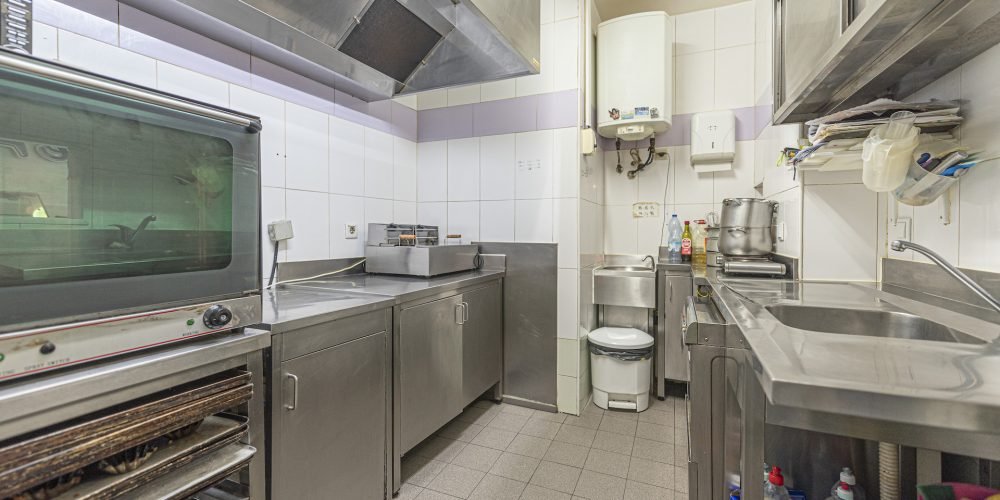 Trespasse de Pastelaria com fabrico próprio em Queluz