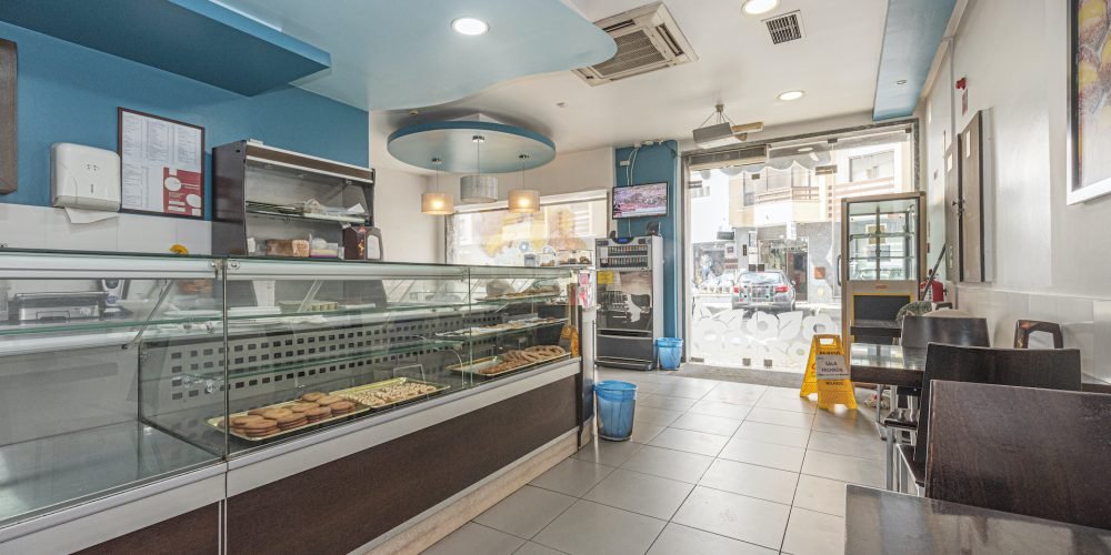 Trespasse de Pastelaria com fabrico próprio em Queluz