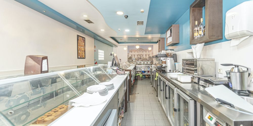 Trespasse de Pastelaria com fabrico próprio em Queluz